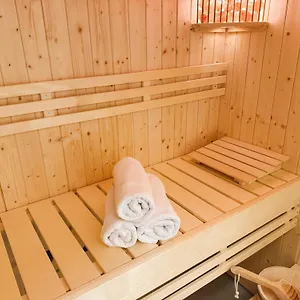 Coco Romantic In - Sauna Apartment